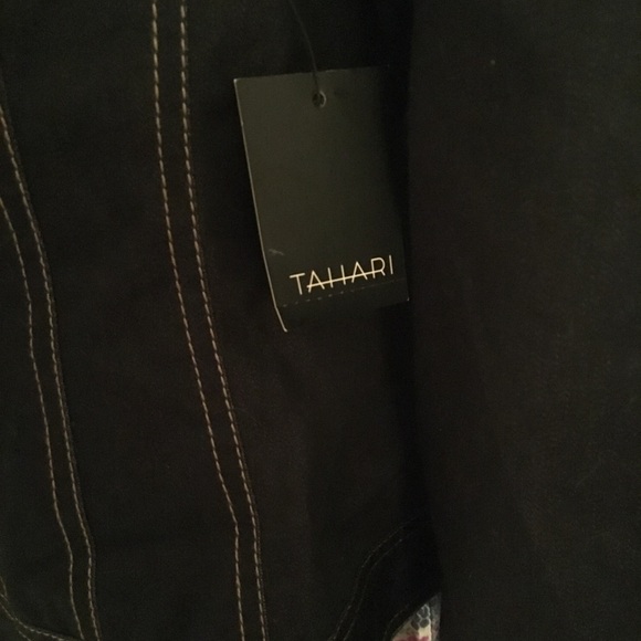 Tahari dark Denim 3/4 sleeve jacket size small. - Picture 8 of 8